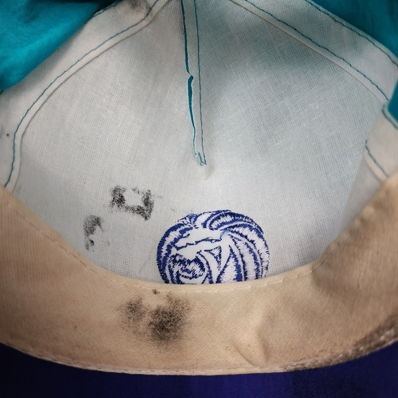 Vintage 1993 MGM Grand Las Vegas Snapback Baseball Hat Cap Officially Liscensed - Picture 10 of 12